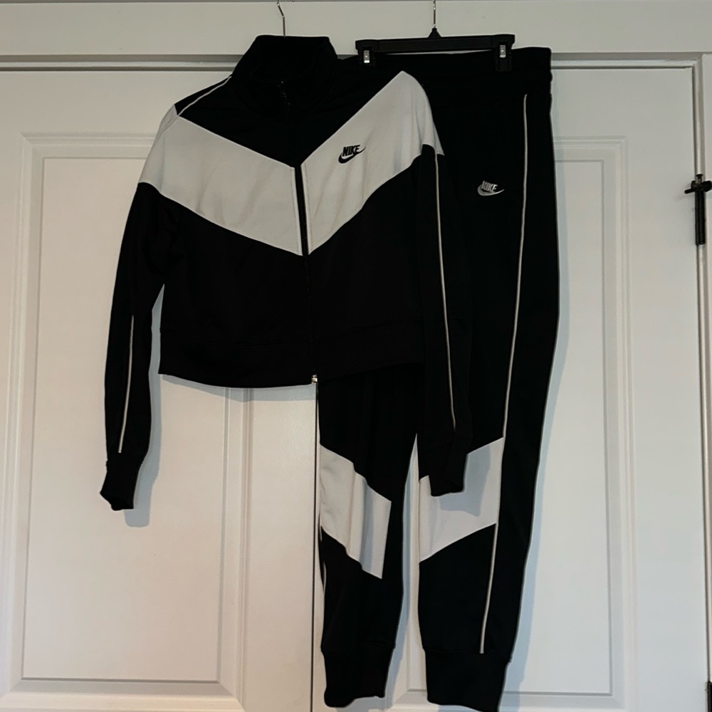 Nike Tracksuit
